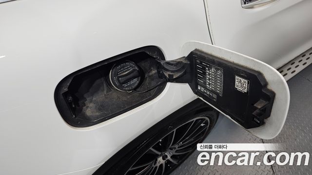 Mercedes-Benz GLC-Class (X253) GLC300 4MATIC AMG Line 2019 — фото 40