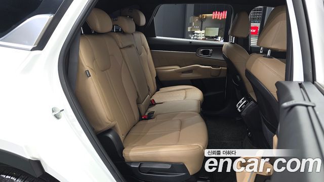 Kia Sorento (IV) Gasoline 2.5T 2WD Noblesse 2024 — фото 12