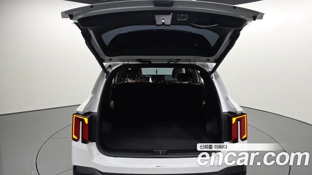 Kia Sorento (IV) Gasoline 2.5T 2WD Noblesse 2024 — фото 31