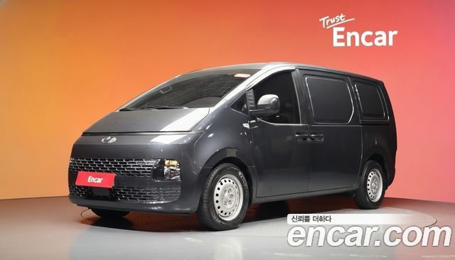 Hyundai Staria Cargo 3-Seater Smart 2023 — фото 1