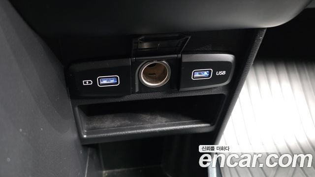 Hyundai Staria Cargo 3-Seater Smart 2023 — фото 30