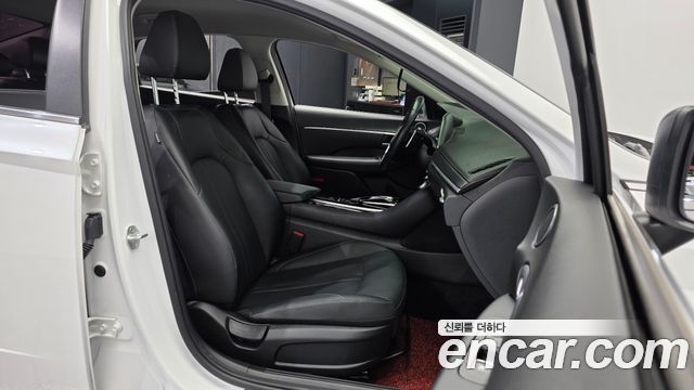 Hyundai Sonata (DN8) 2.0 Premium 2020 — фото 11