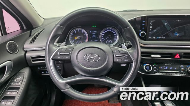 Hyundai Sonata (DN8) 2.0 Premium 2020 — фото 13
