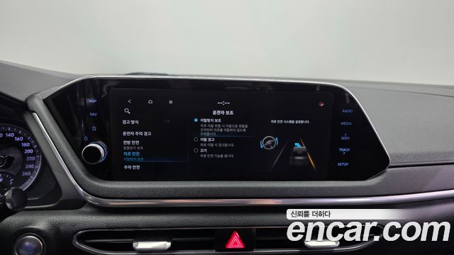 Hyundai Sonata (DN8) 2.0 Premium 2020 — фото 16