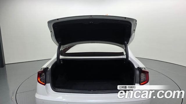 Hyundai Sonata (DN8) 2.0 Premium 2020 — фото 20