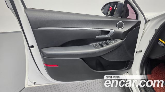 Hyundai Sonata (DN8) 2.0 Premium 2020 — фото 24
