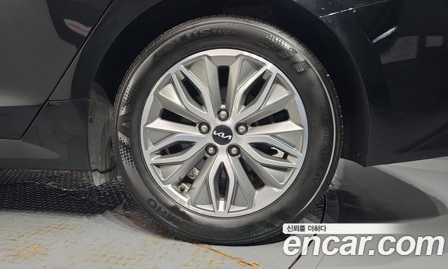 Kia K5 Hybrid (III) Noblesse 2023 — фото 21