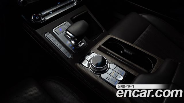 Genesis G90 3.8 AWD Luxury 2019 — фото 9