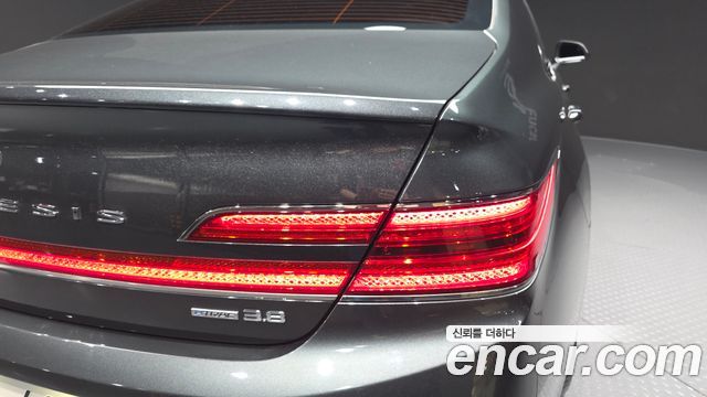Genesis G90 3.8 AWD Luxury 2019 — фото 23