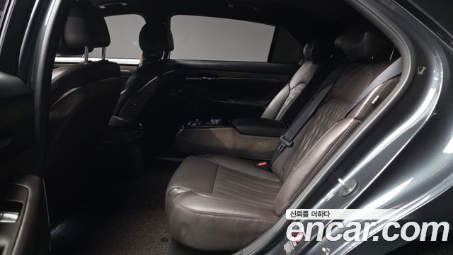 Genesis G90 3.8 AWD Luxury 2019 — фото 26