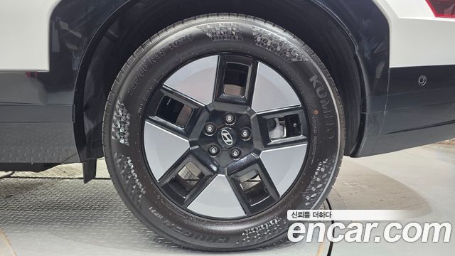 Hyundai Santa Fe (MX5) HEV 1.6 2WD Calligraphy 2024 — фото 27