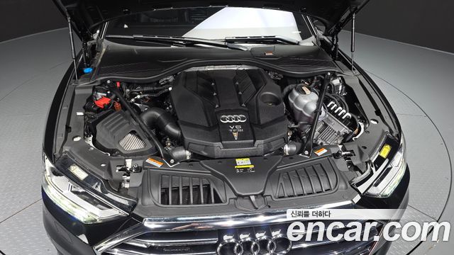 Audi A8 (D5) 55 TFSI Quattro LWB 2021 — фото 6