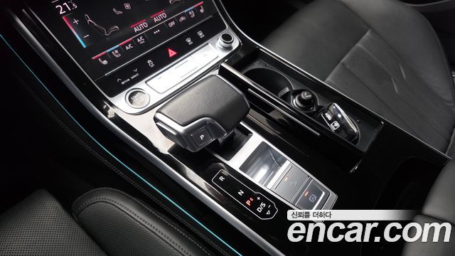 Audi A8 (D5) 55 TFSI Quattro LWB 2021 — фото 9