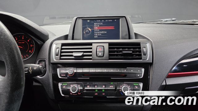 BMW 1 Series (F20) 118d Sport 5Door 2016 — фото 14