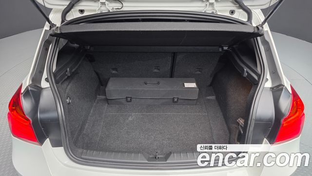 BMW 1 Series (F20) 118d Sport 5Door 2016 — фото 20