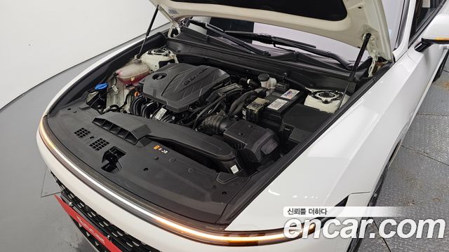 Hyundai Grandeur (GN7) 2,5 Gasoline 2WD Exclusive 2023 — фото 6