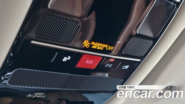 Hyundai Grandeur (GN7) 2,5 Gasoline 2WD Exclusive 2023 — фото 17