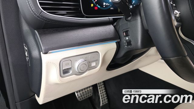 Mercedes-Benz GLS-Class (X167) GLS400d 4MATIC 2023 — фото 30
