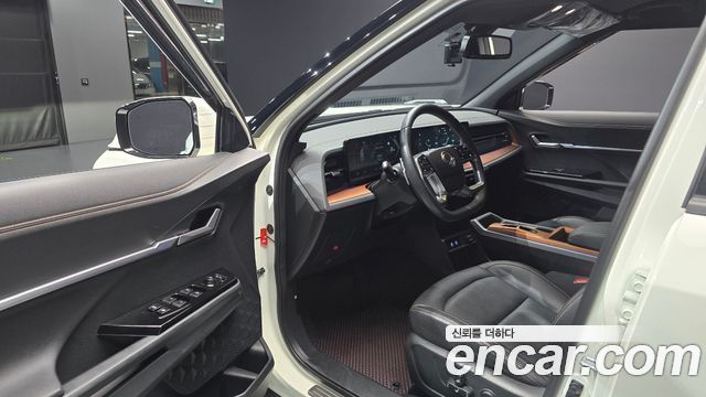 KG Mobility (SsangYong) Torres EVX E7 2024 — фото 10