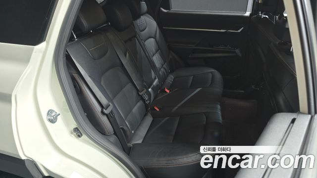 KG Mobility (SsangYong) Torres EVX E7 2024 — фото 15