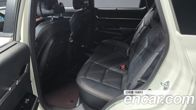 KG Mobility (SsangYong) Torres EVX E7 2024 — фото 16