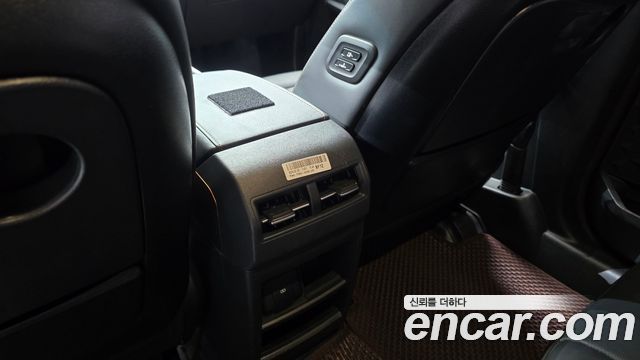 KG Mobility (SsangYong) Torres EVX E7 2024 — фото 23