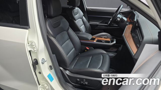 KG Mobility (SsangYong) Torres EVX E7 2024 — фото 32