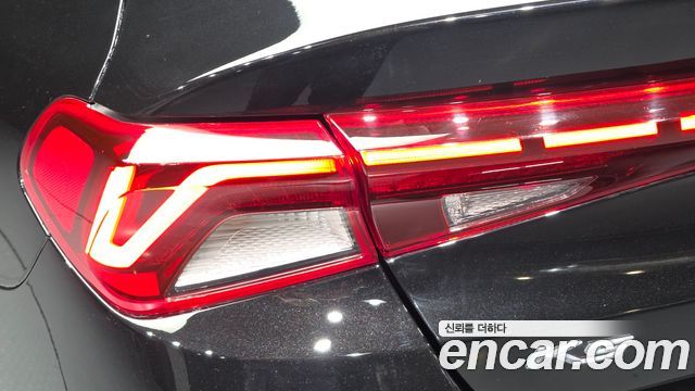 Kia K5 (III) 2.0 Noblesse 2022 — фото 23