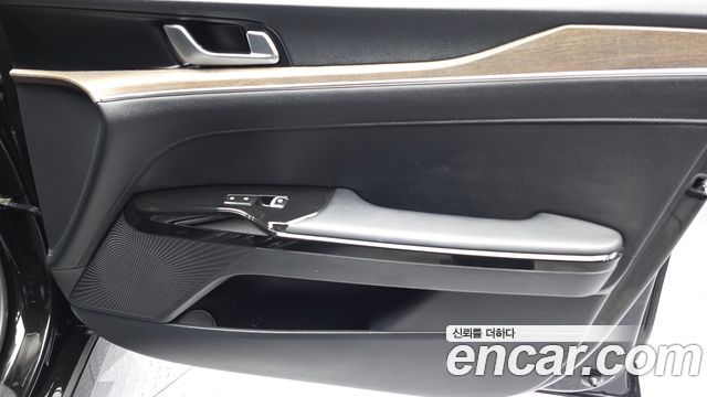 Kia K5 (III) 2.0 Noblesse 2022 — фото 24