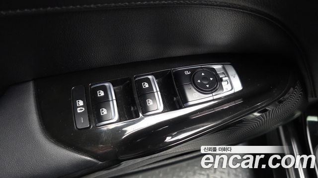 Kia K5 (III) 2.0 Noblesse 2022 — фото 30