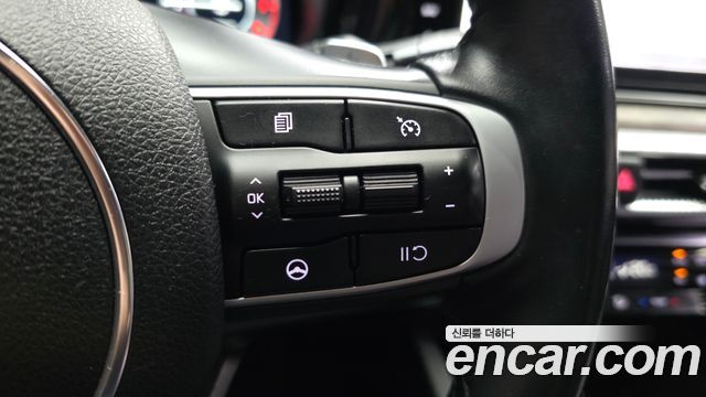 Kia K5 (III) 2.0 Noblesse 2022 — фото 31