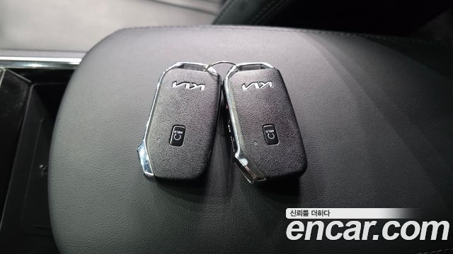 Kia K5 (III) 2.0 Noblesse 2022 — фото 32