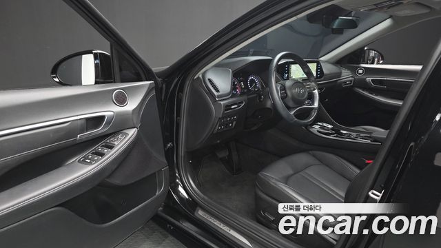 Hyundai Sonata (DN8) 2.0 Premium Plus 2023 — фото 10