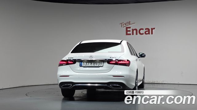Mercedes-Benz E-Class (W213) E250 AMG Line 2023 — фото 4