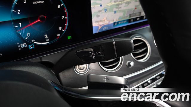 Mercedes-Benz E-Class (W213) E250 AMG Line 2023 — фото 9
