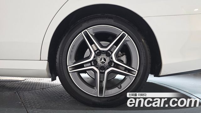 Mercedes-Benz E-Class (W213) E250 AMG Line 2023 — фото 21