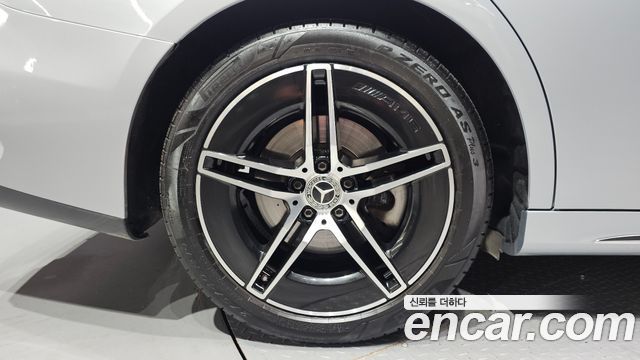 Mercedes-Benz E-Class (W214) E300 4MATIC AMG Line 2024 — фото 5
