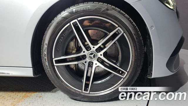 Mercedes-Benz E-Class (W214) E300 4MATIC AMG Line 2024 — фото 27