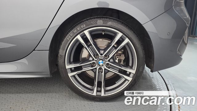 BMW 1 Series (F40) 120i M Sports 2021 — фото 21