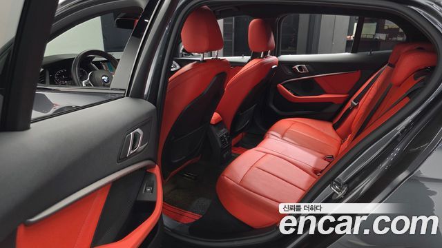 BMW 1 Series (F40) 120i M Sports 2021 — фото 26