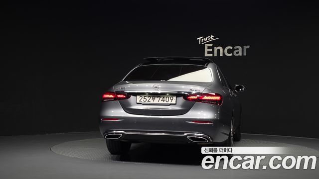 Mercedes-Benz E-Class (W213) E450 4MATIC Exclusive 2022 — фото 4
