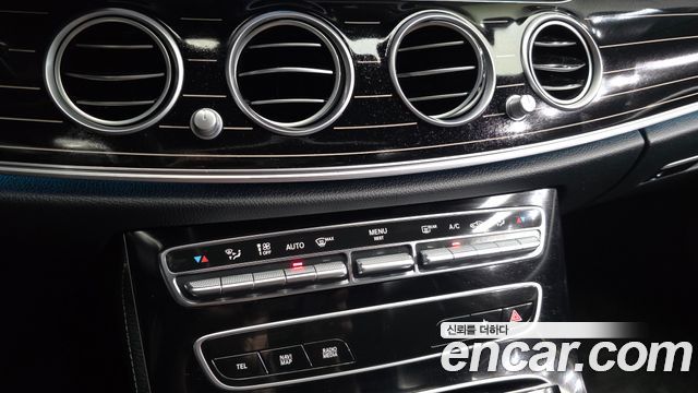 Mercedes-Benz E-Class (W213) E450 4MATIC Exclusive 2022 — фото 32