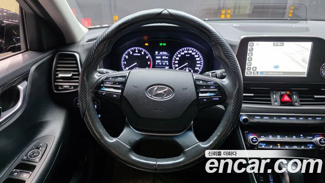Hyundai Grandeur (IG) 2.4 Premium 2019 — фото 13