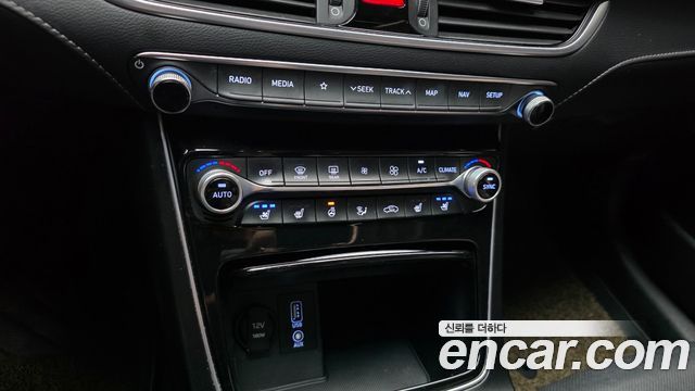 Hyundai Grandeur (IG) 2.4 Premium 2019 — фото 16
