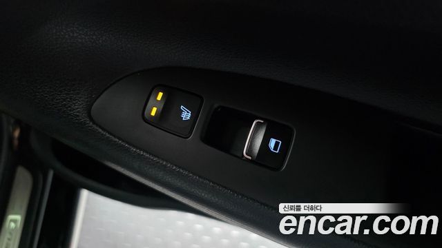 Hyundai Grandeur (IG) 2.4 Premium 2019 — фото 18