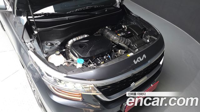 Kia Seltos Gasoline 1.6 Turbo 2WD Signature 2023 — фото 6