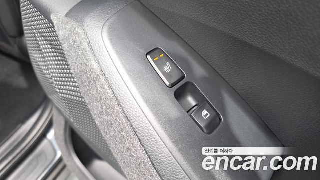 Kia Seltos Gasoline 1.6 Turbo 2WD Signature 2023 — фото 18