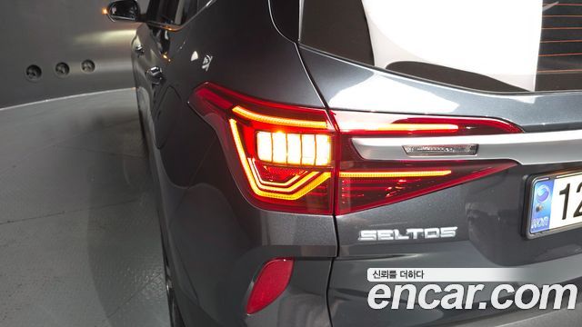 Kia Seltos Gasoline 1.6 Turbo 2WD Signature 2023 — фото 23