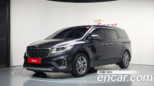 Kia Carnival 9-Seater Noblesse 2019 — фото 1