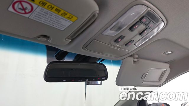 Kia Carnival 9-Seater Noblesse 2019 — фото 17